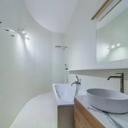 شقة Elegant 3-bedroom Duplex Champs-elysees - Air Conditioning باريس