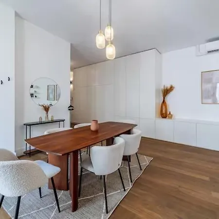 Apartmán Elegant 3-bedroom Duplex Champs-elysees - Air Conditioning