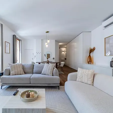 Elegant 3-bedroom Duplex Champs-elysees - Air Conditioning شقة *